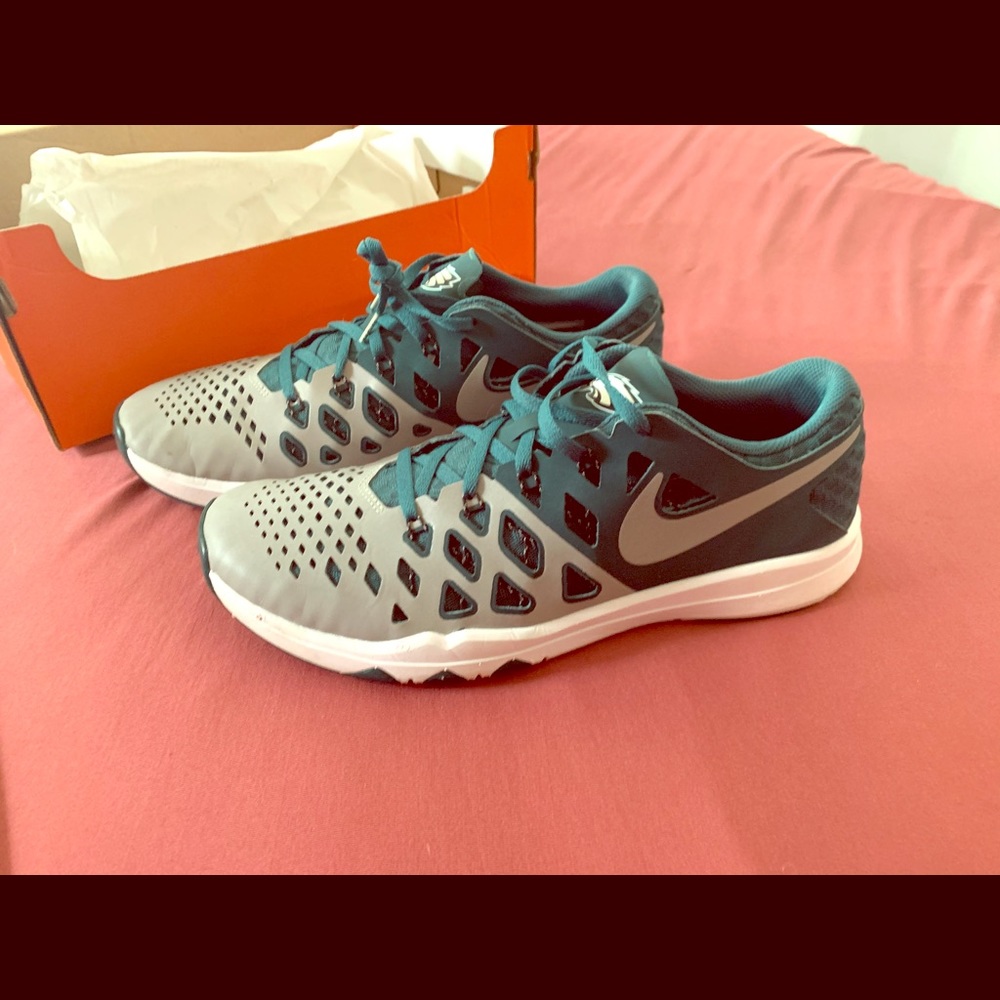 EAGLES Nike shoes